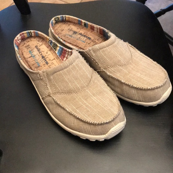skechers slip ons mule